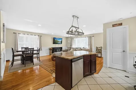 2605 West 83rd Place Chicago IL 60652