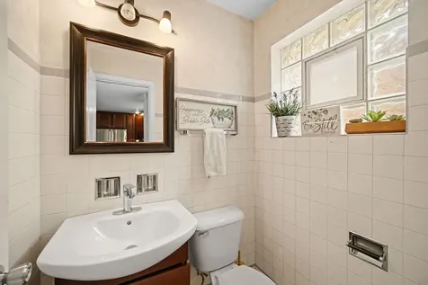 2605 West 83rd Place Chicago IL 60652