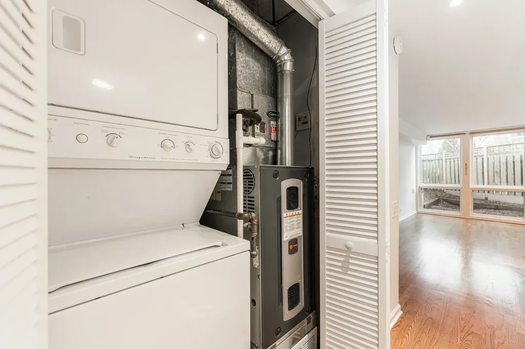 2122 North Lincoln Avenue Chicago IL 60614