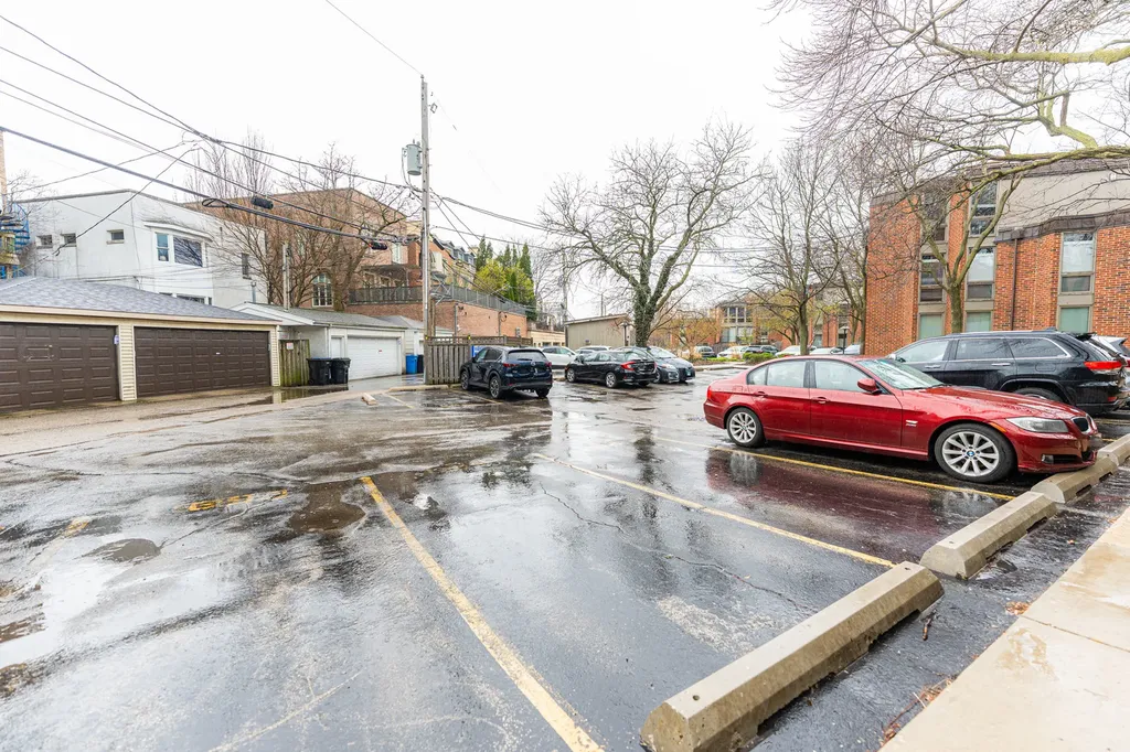 2122 North Lincoln Avenue Chicago IL 60614