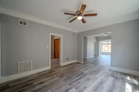 7916 South Throop Street Chicago IL 60620
