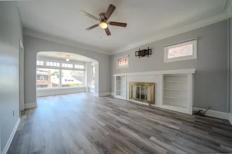 7916 South Throop Street Chicago IL 60620