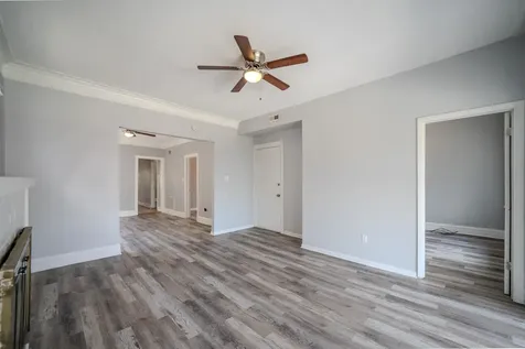 7916 South Throop Street Chicago IL 60620