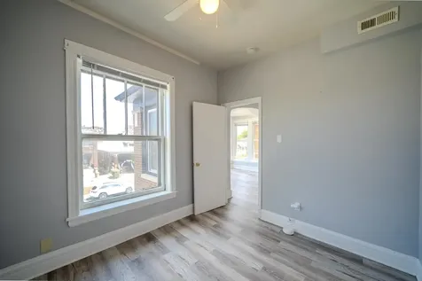 7916 South Throop Street Chicago IL 60620