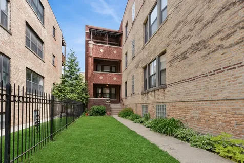 2712 West Leland Avenue Chicago IL 60625