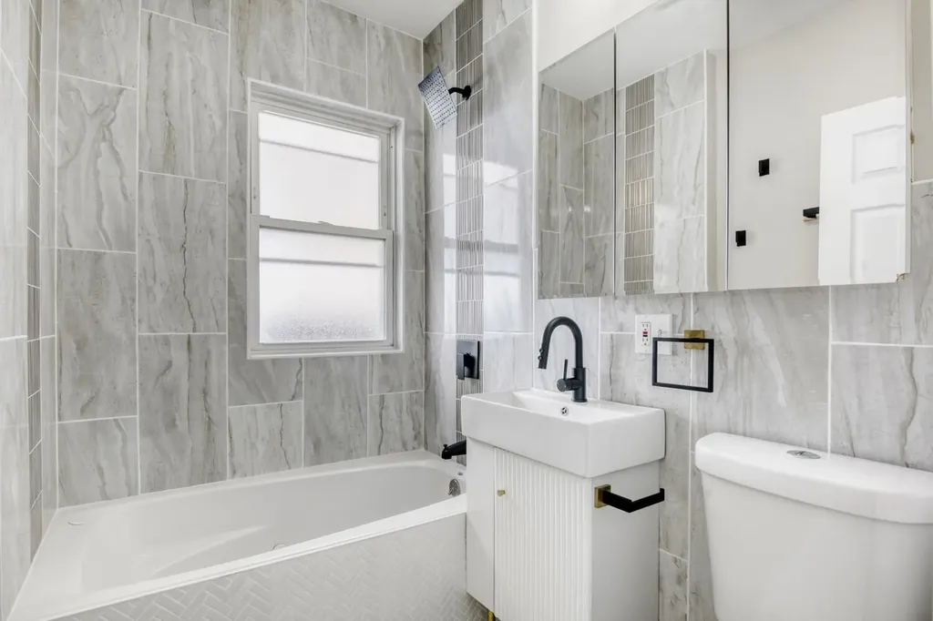 7938 South Loomis Boulevard Chicago IL 60620