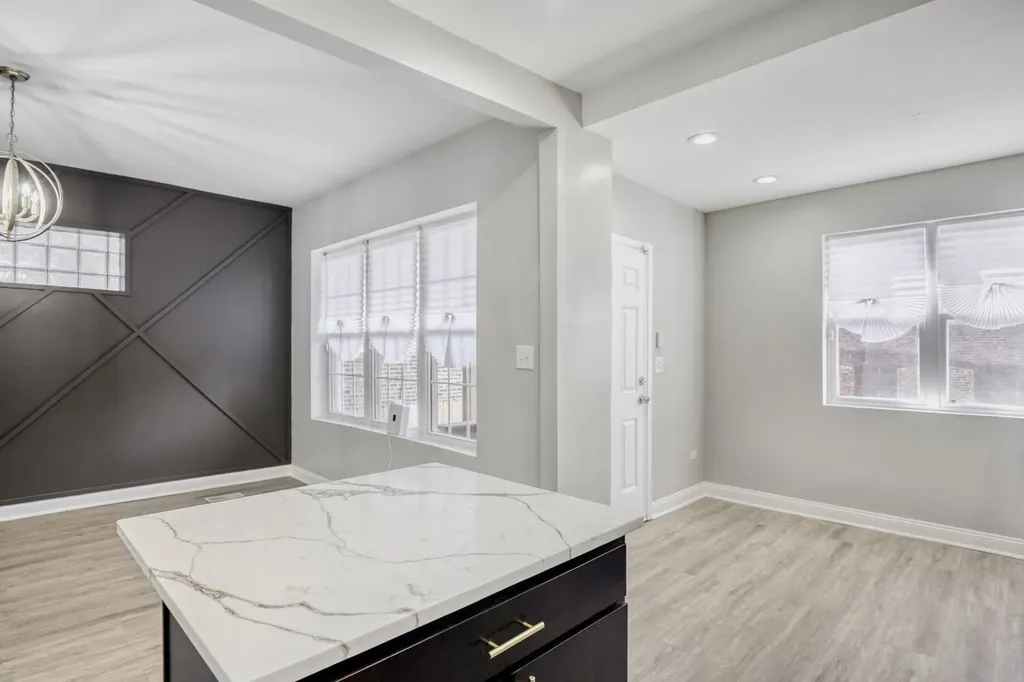 7938 South Loomis Boulevard Chicago IL 60620