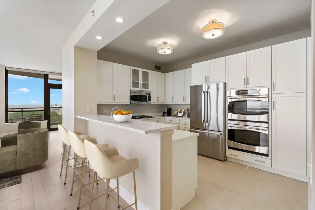 600 North Lake Shore Drive Chicago IL 60611