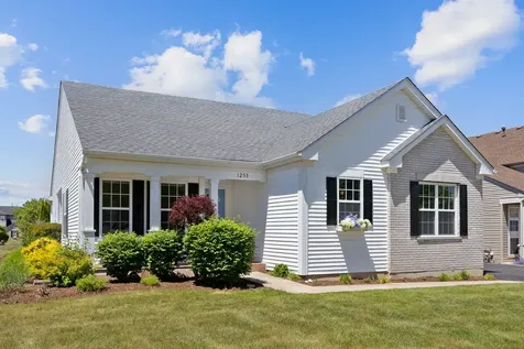 1253 Water Stone Circle Wauconda IL 60084
