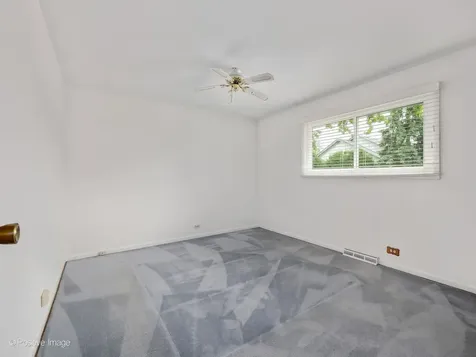 393 Grandview Avenue Glen Ellyn IL 60137
