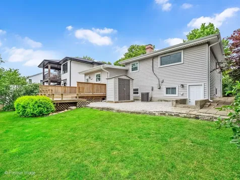 393 Grandview Avenue Glen Ellyn IL 60137