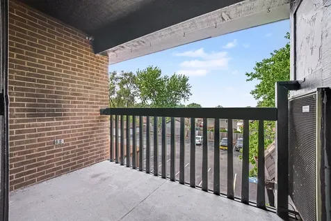 13615 Royal Court Crestwood IL 60418