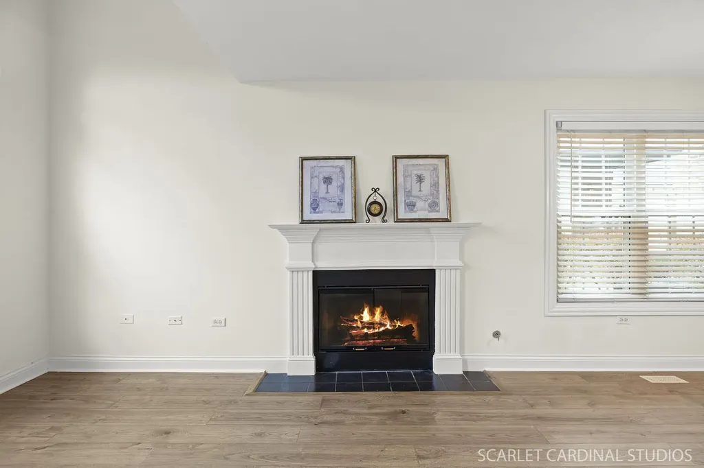 35 Foxcroft Road Naperville IL 60565