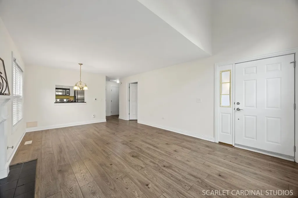 35 Foxcroft Road Naperville IL 60565