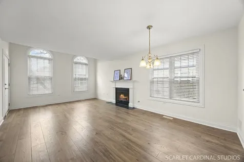 35 Foxcroft Road Naperville IL 60565