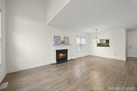 35 Foxcroft Road Naperville IL 60565