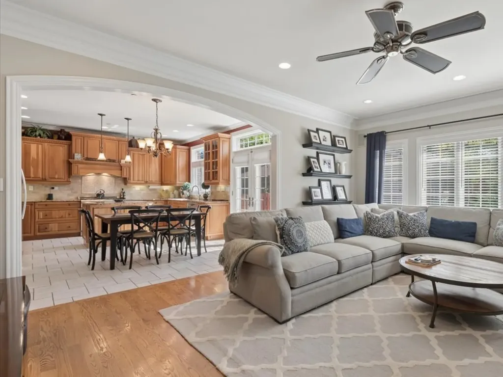 1721 Courtland Avenue Park Ridge IL 60068