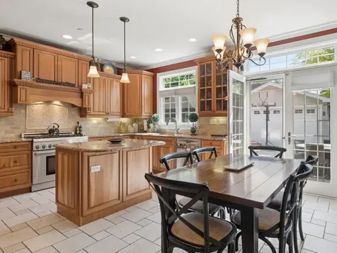 1721 Courtland Avenue Park Ridge IL 60068