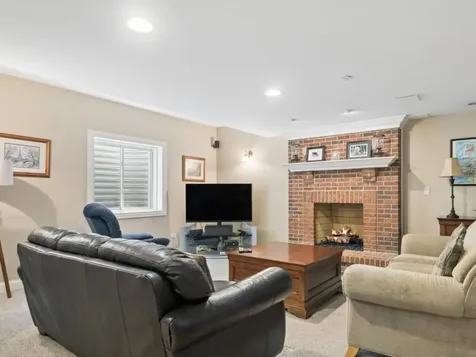 1721 Courtland Avenue Park Ridge IL 60068