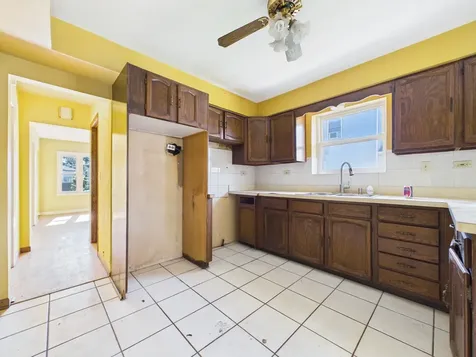 2716 North 75th Court Elmwood Park IL 60707