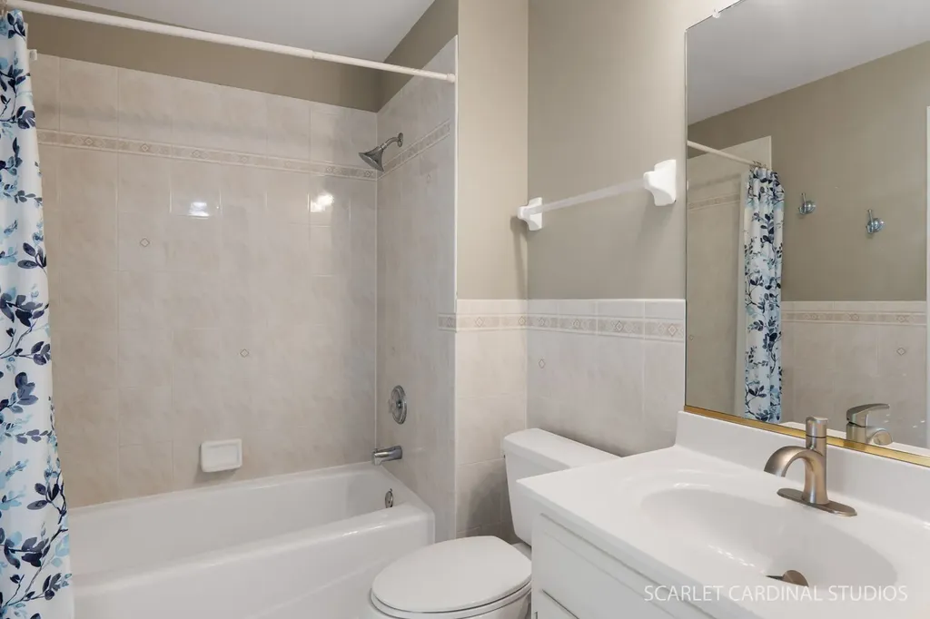 1600 Harris Drive Aurora IL 60502