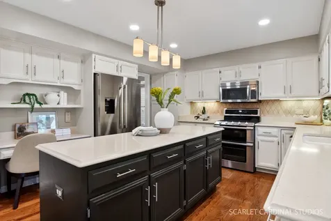 1600 Harris Drive Aurora IL 60502