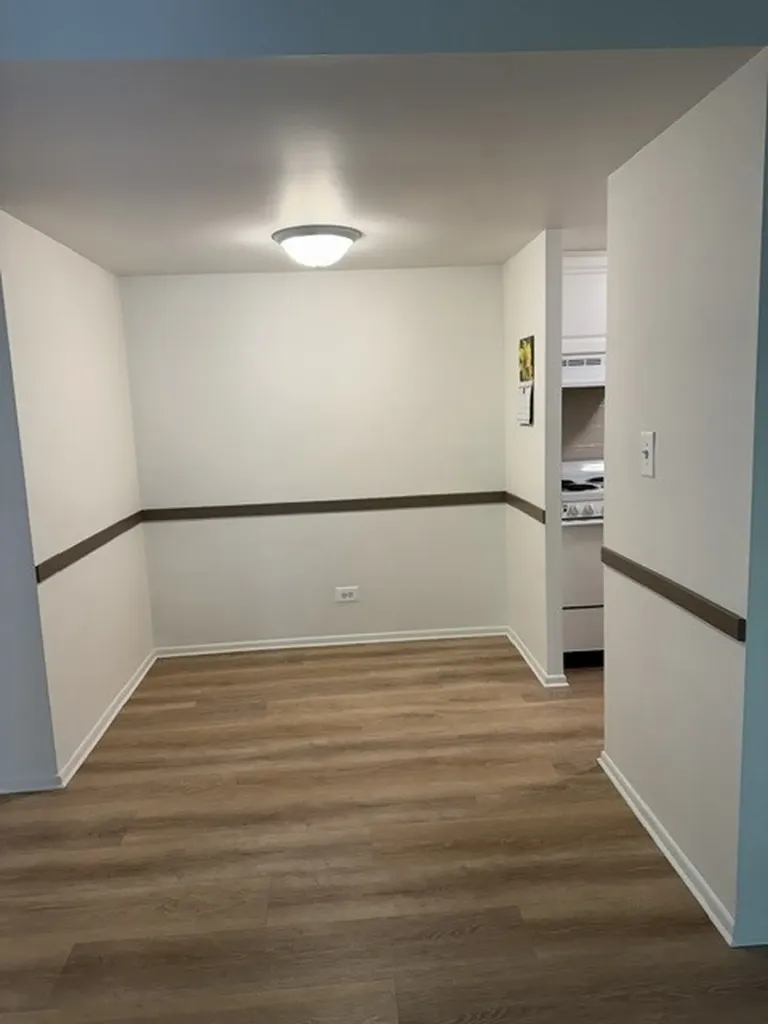 255 South West Avenue Elmhurst IL 60126