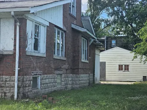 12 Webb Street Calumet City IL 60409