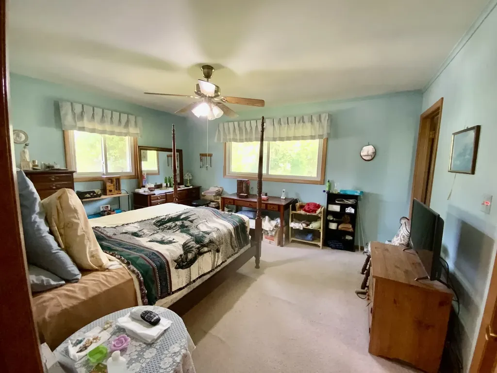 2271 Fitchome Street Aurora IL 60506
