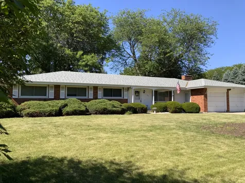 2271 Fitchome Street Aurora IL 60506