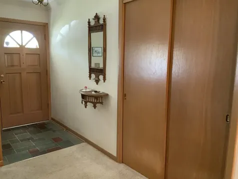 2271 Fitchome Street Aurora IL 60506