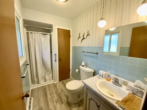 2271 Fitchome Street Aurora IL 60506