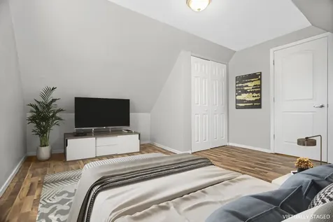 1935 North Damen Avenue Chicago IL 60647