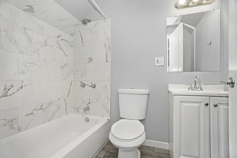 1935 North Damen Avenue Chicago IL 60647