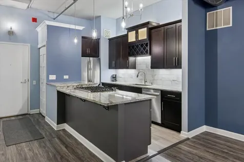130 South Canal Street Chicago IL 60606