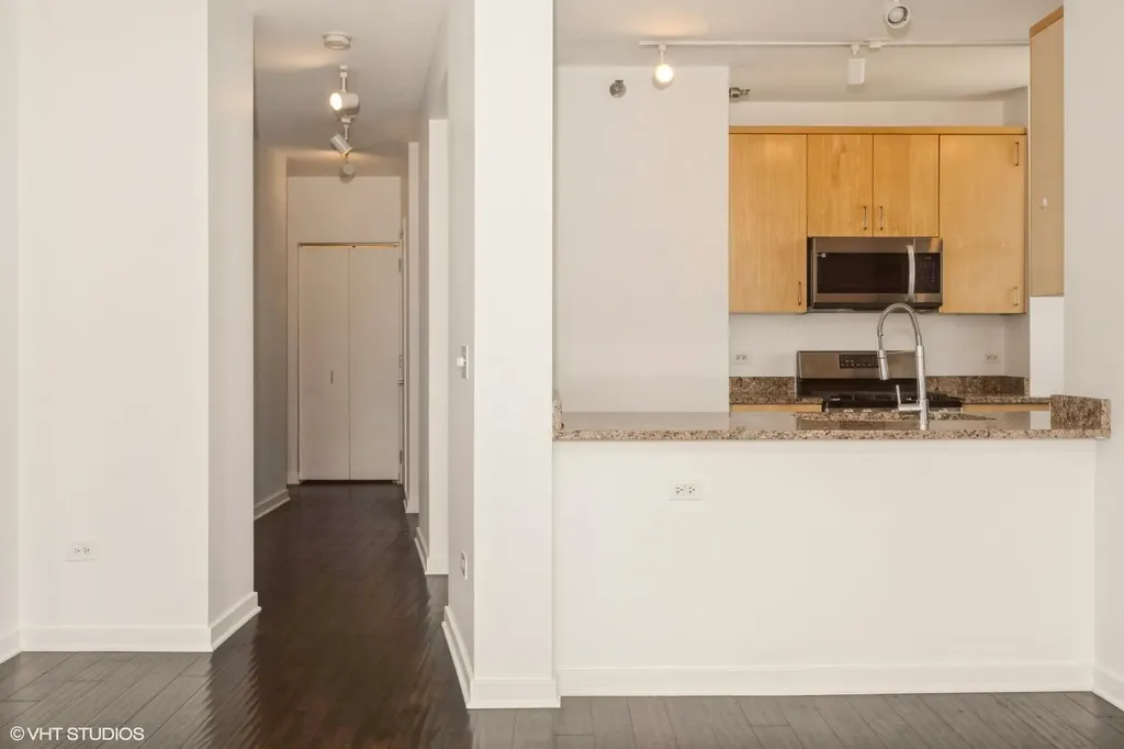 330 West Grand Avenue Chicago IL 60654