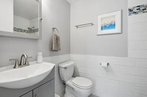 1370 Northmoor Court Northbrook IL 60062