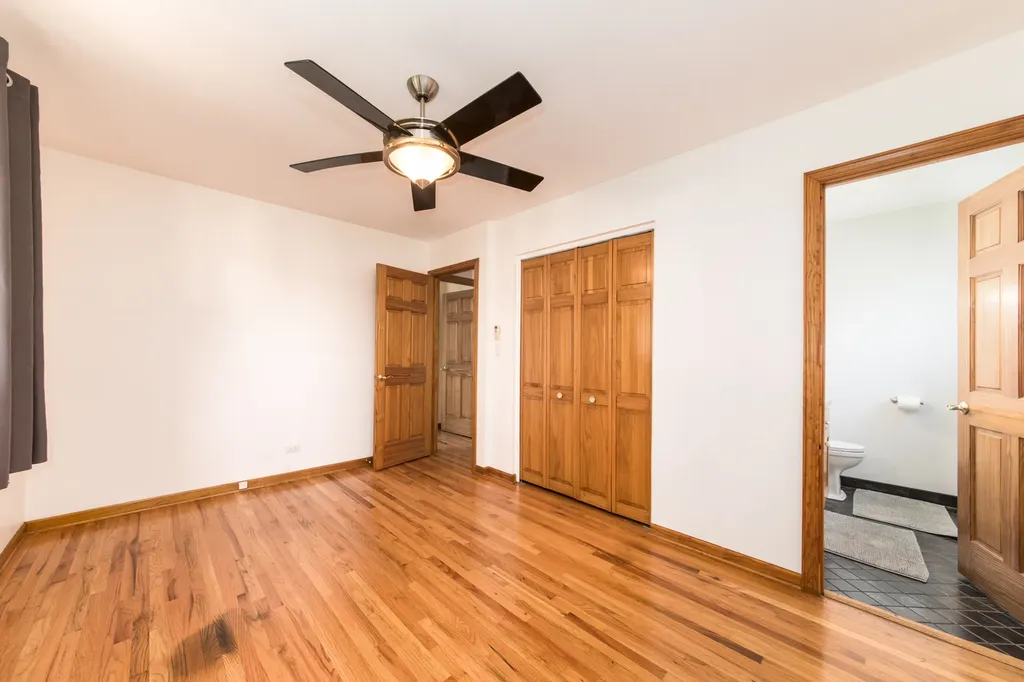 2413 Sioux Avenue Woodridge IL 60517