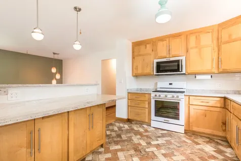 2413 Sioux Avenue Woodridge IL 60517
