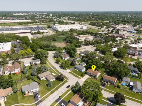2413 Sioux Avenue Woodridge IL 60517