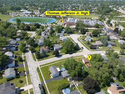 2413 Sioux Avenue Woodridge IL 60517