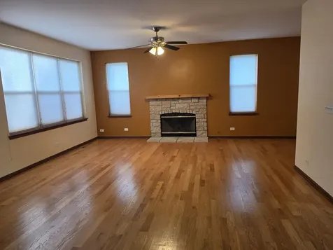 2350 Fishhook Way Wauconda IL 60084