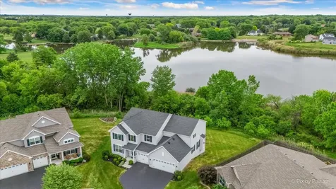 125 Stowe Court Volo IL 60020