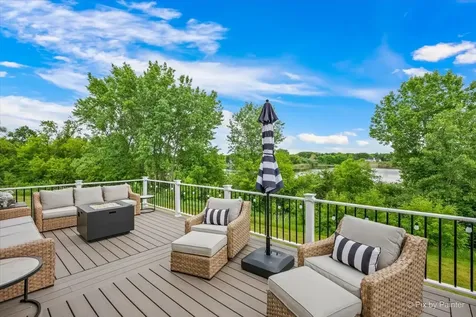 125 Stowe Court Volo IL 60020