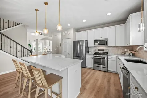 125 Stowe Court Volo IL 60020
