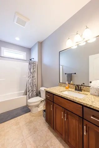 910 Declaration Drive Savoy IL 61874