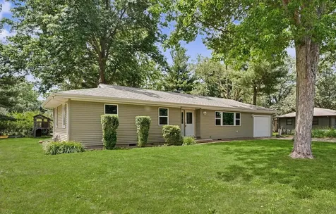 103 Dakota Drive Loda IL 60948