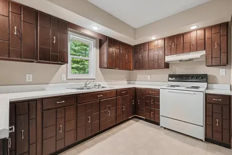 103 Dakota Drive Loda IL 60948