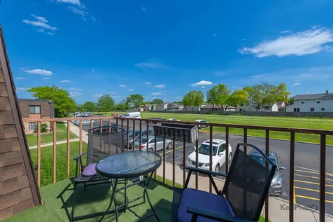 729 Limerick Lane Schaumburg IL 60193