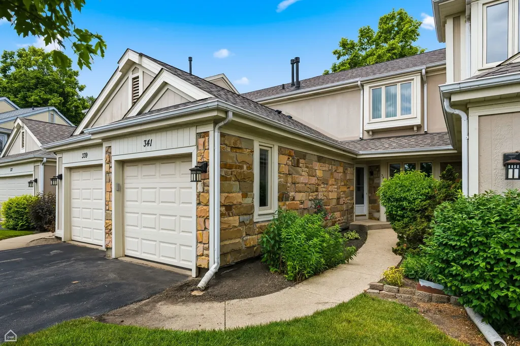 341 Redwing Drive Deerfield IL 60015